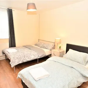 spacious-2bedroom-condo-with-patio-by-excel-centre.cambridgehotelsuk.com/