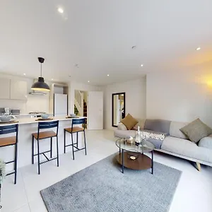 Cozee Apartments, Centre Cardiff