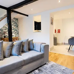 ford-gate-modern-luxury-cottage-based-in-holmfirth.yorkshirehotels.net/